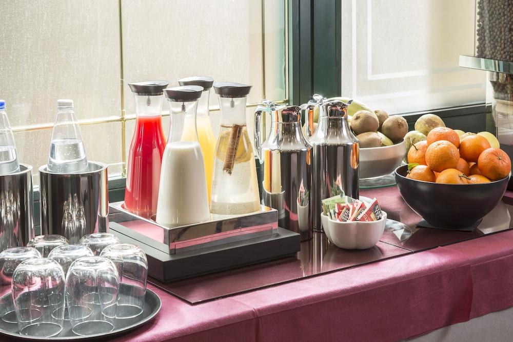 Hotel Montreal Ragusa Bagian luar foto