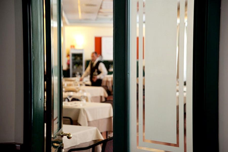 Hotel Montreal Ragusa Bagian luar foto